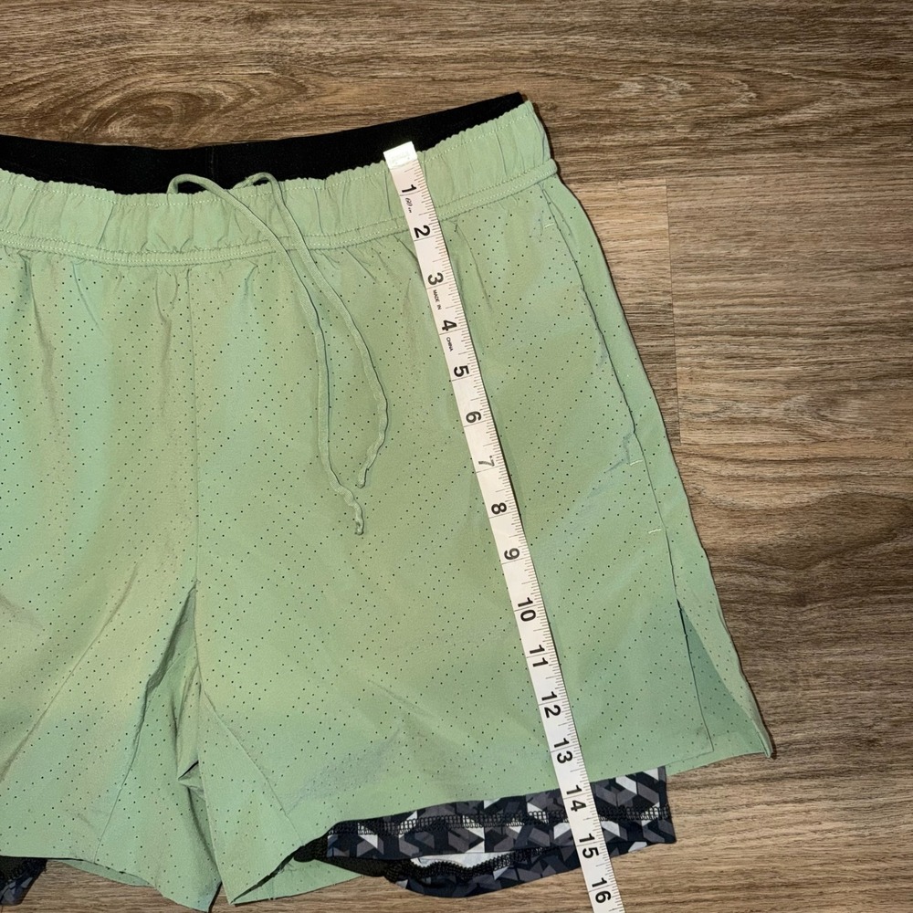 Chubbies Ultimate Lined Training Shorts Mens Medi… - image 4
